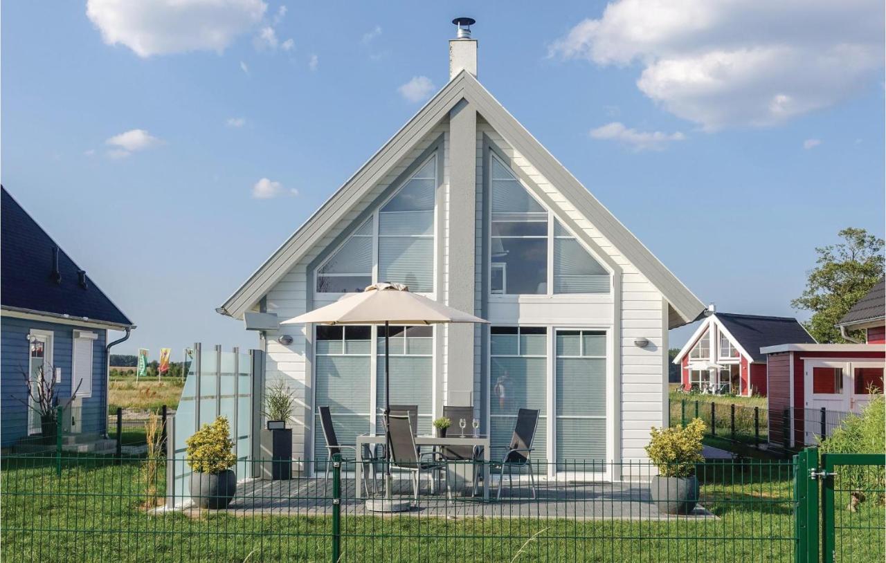 Stunning home in Zerpenschleuse with 2 Bedrooms&WiFi Exterior foto