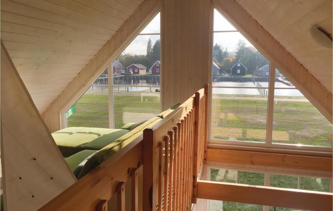 Stunning home in Zerpenschleuse with 2 Bedrooms&WiFi Exterior foto
