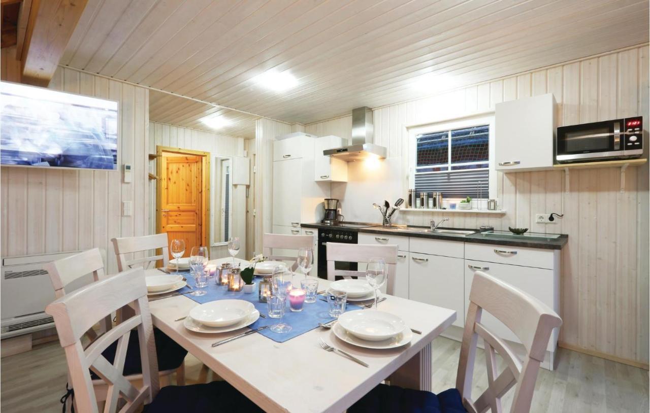 Stunning home in Zerpenschleuse with 2 Bedrooms&WiFi Exterior foto
