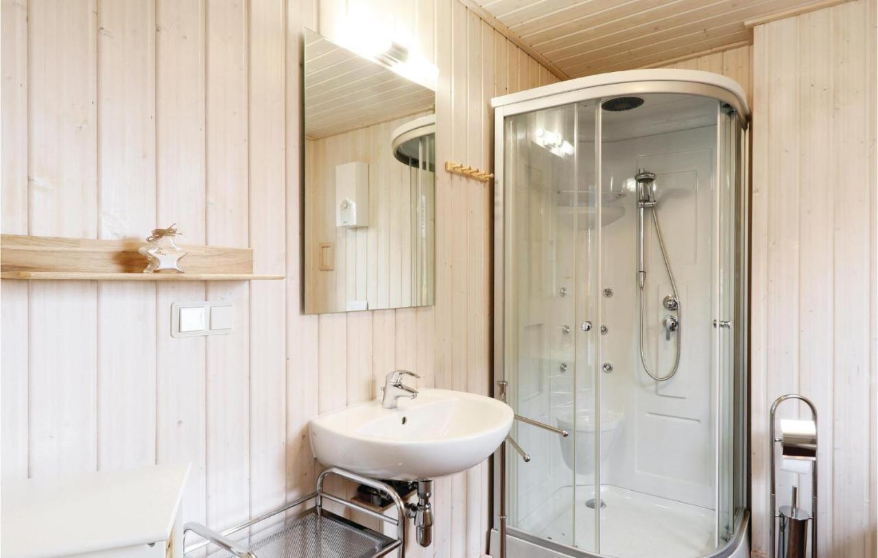 Stunning home in Zerpenschleuse with 2 Bedrooms&WiFi Exterior foto